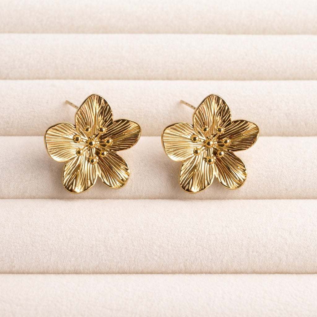 Flower Earring Medium (Gizelle)