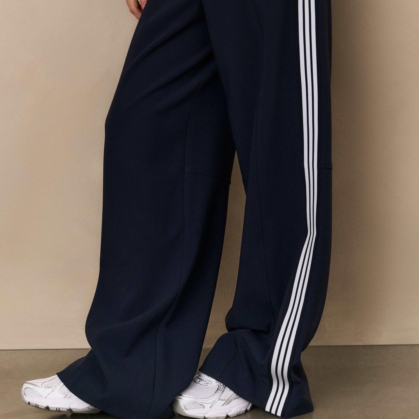 HW Wide Leg Trousers (Yaya)