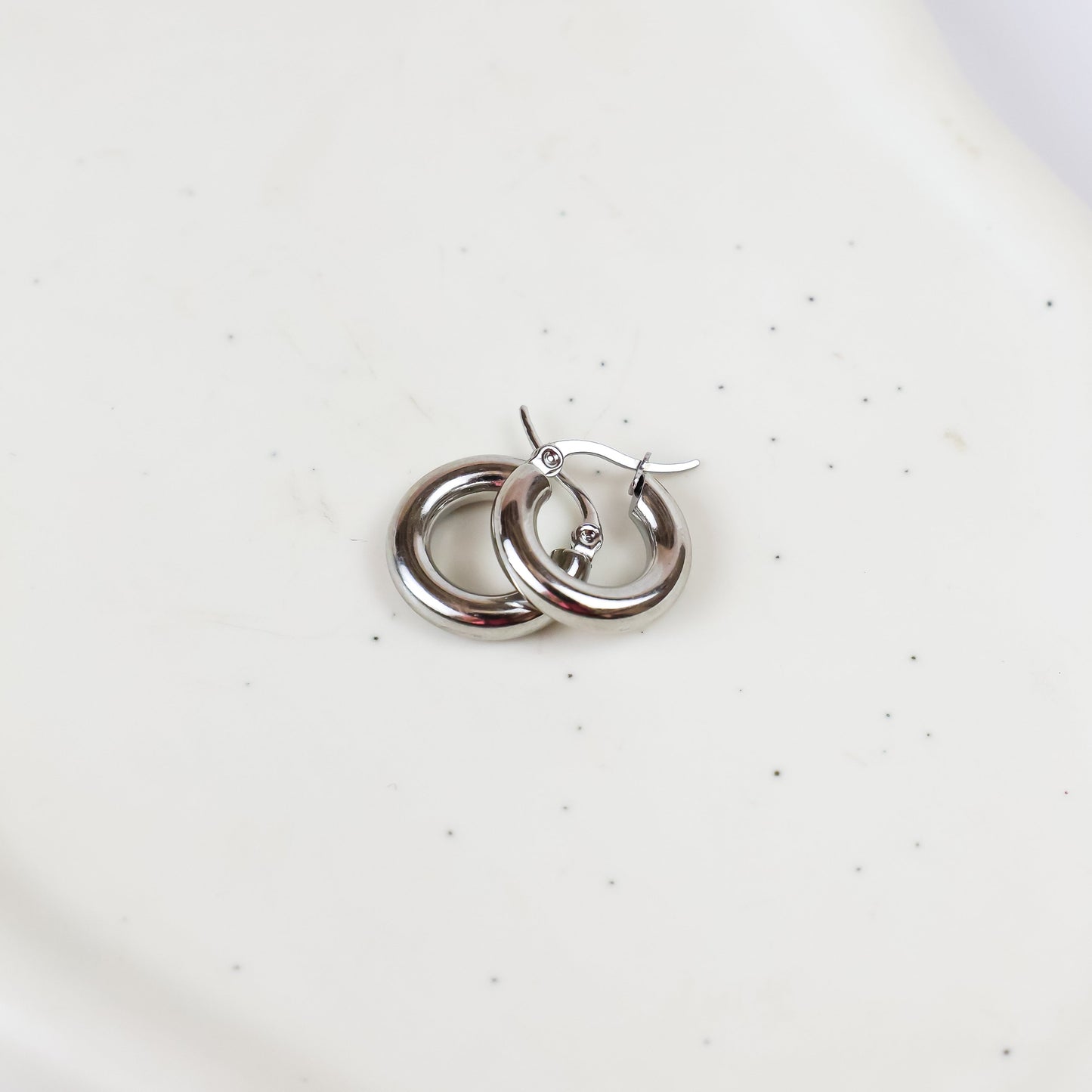 Small Hoop Silver (Gizelle)