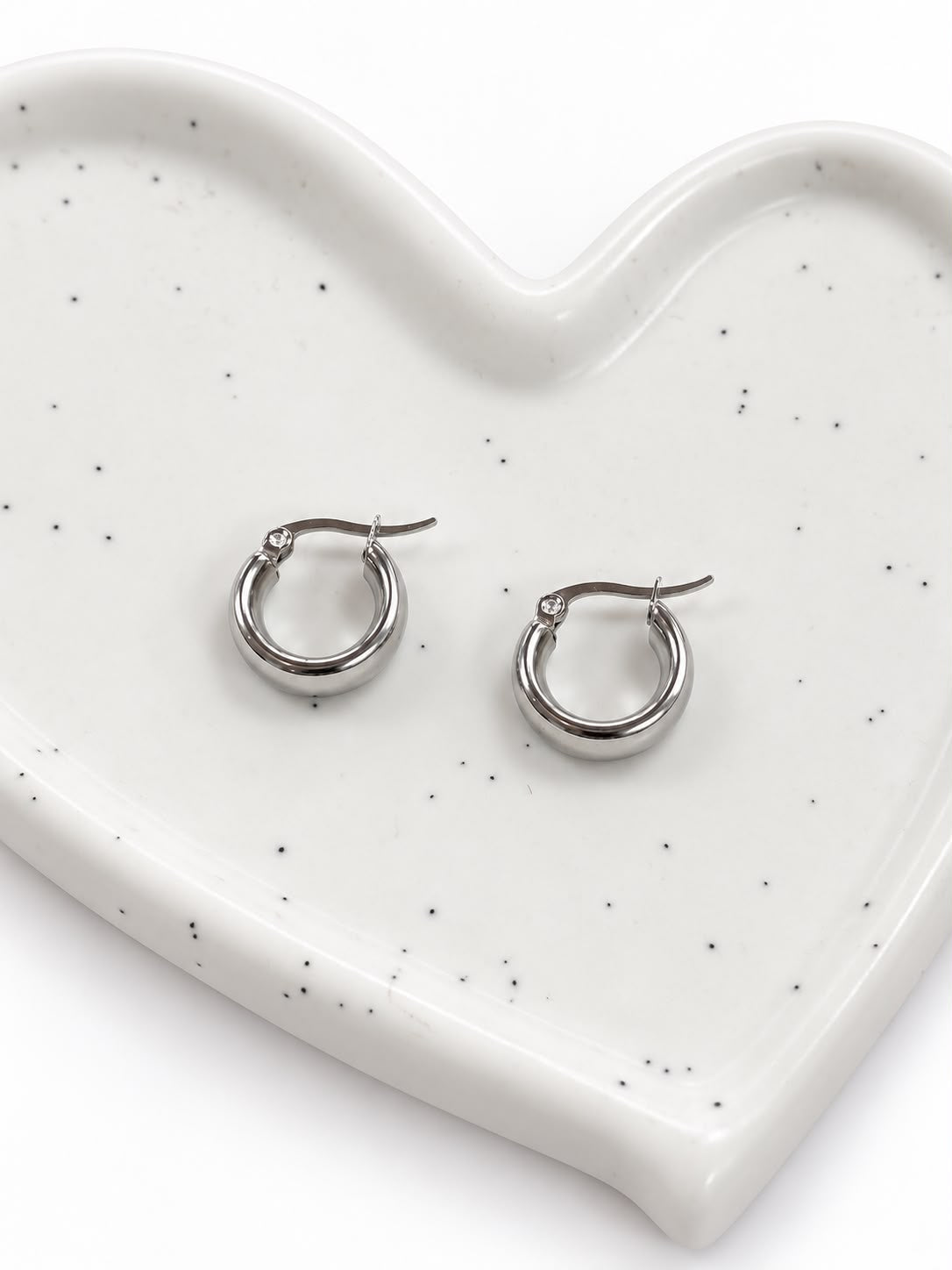 SS Silver Small Huggie (Gizelle)