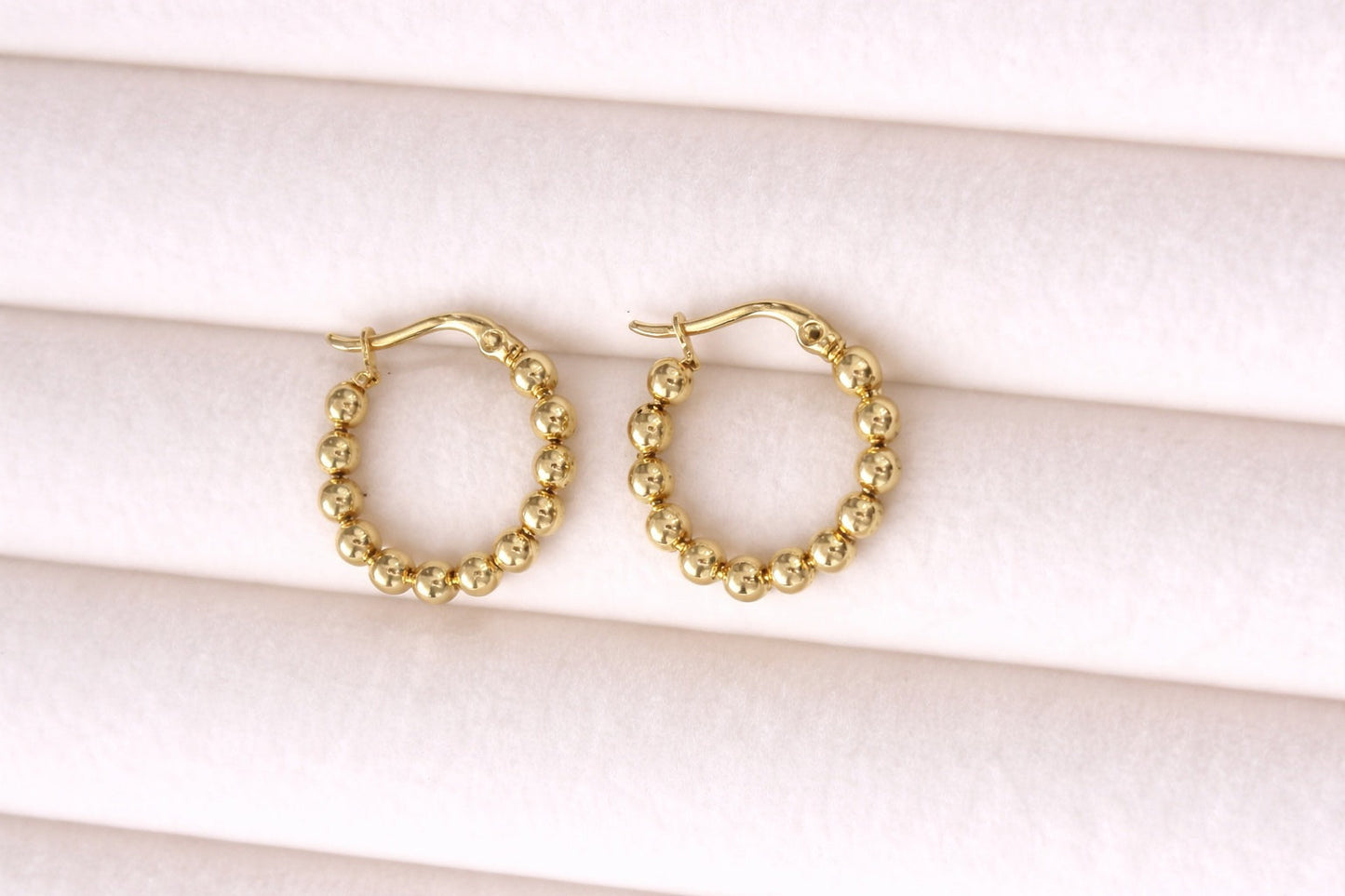 Gold Ball Earring (Gizelle)