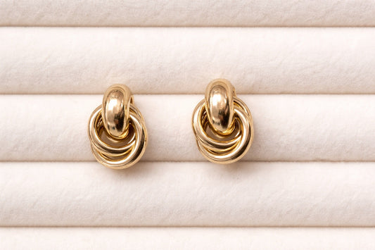 Gold Knot Earring (Gizelle)