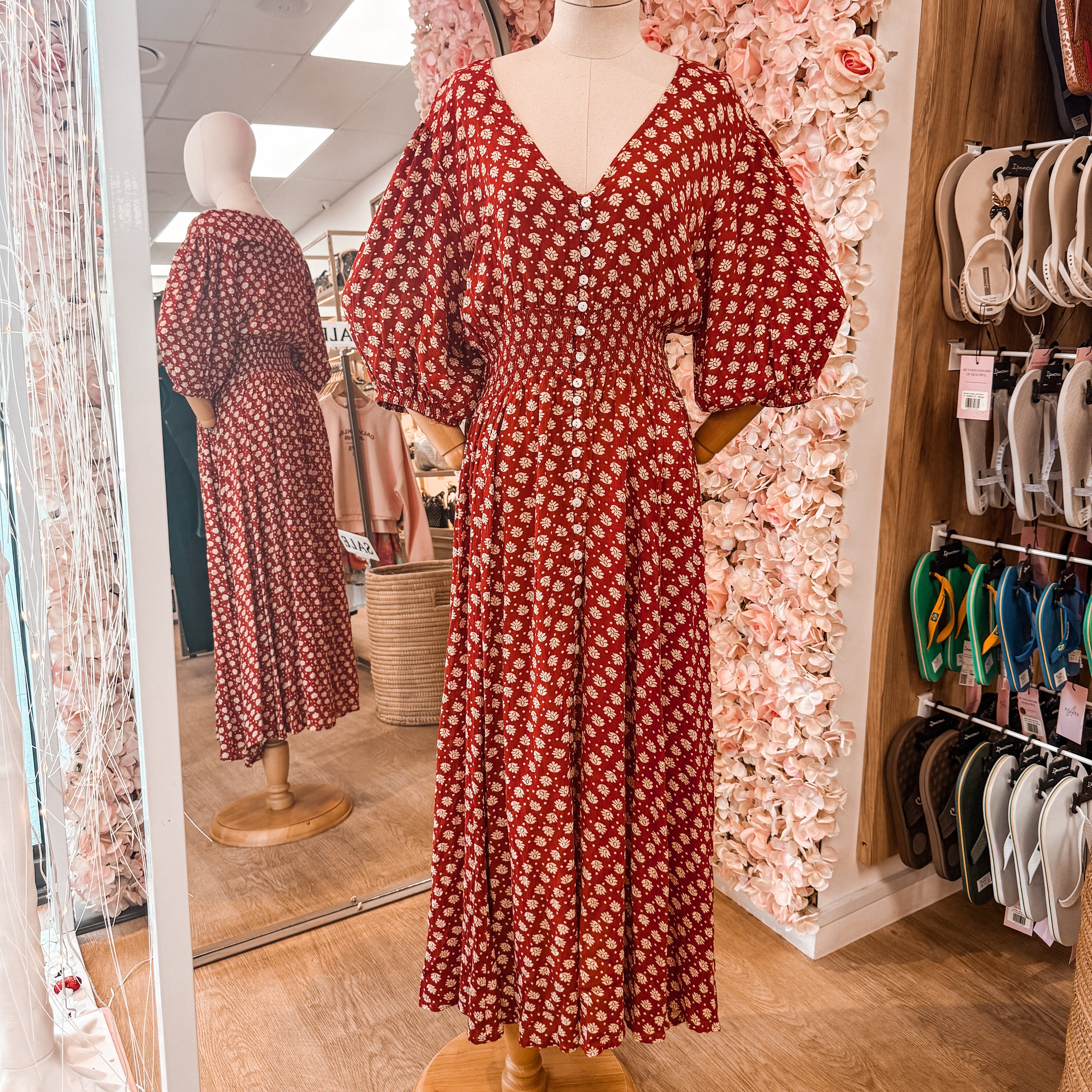 Halo 3/4 Sleeve Dress (Talisman)