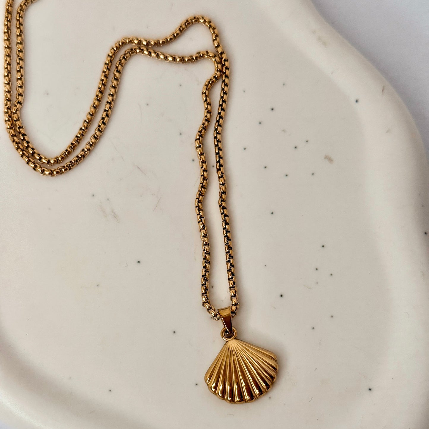 Sea Shell Necklace Small (Gizelle)