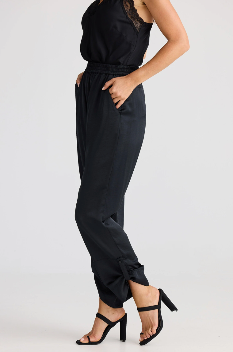 Wonderland Black Pants (Brave + True)