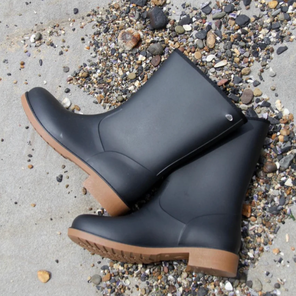 Ballito Mid-Calf Black (Silver Lining)