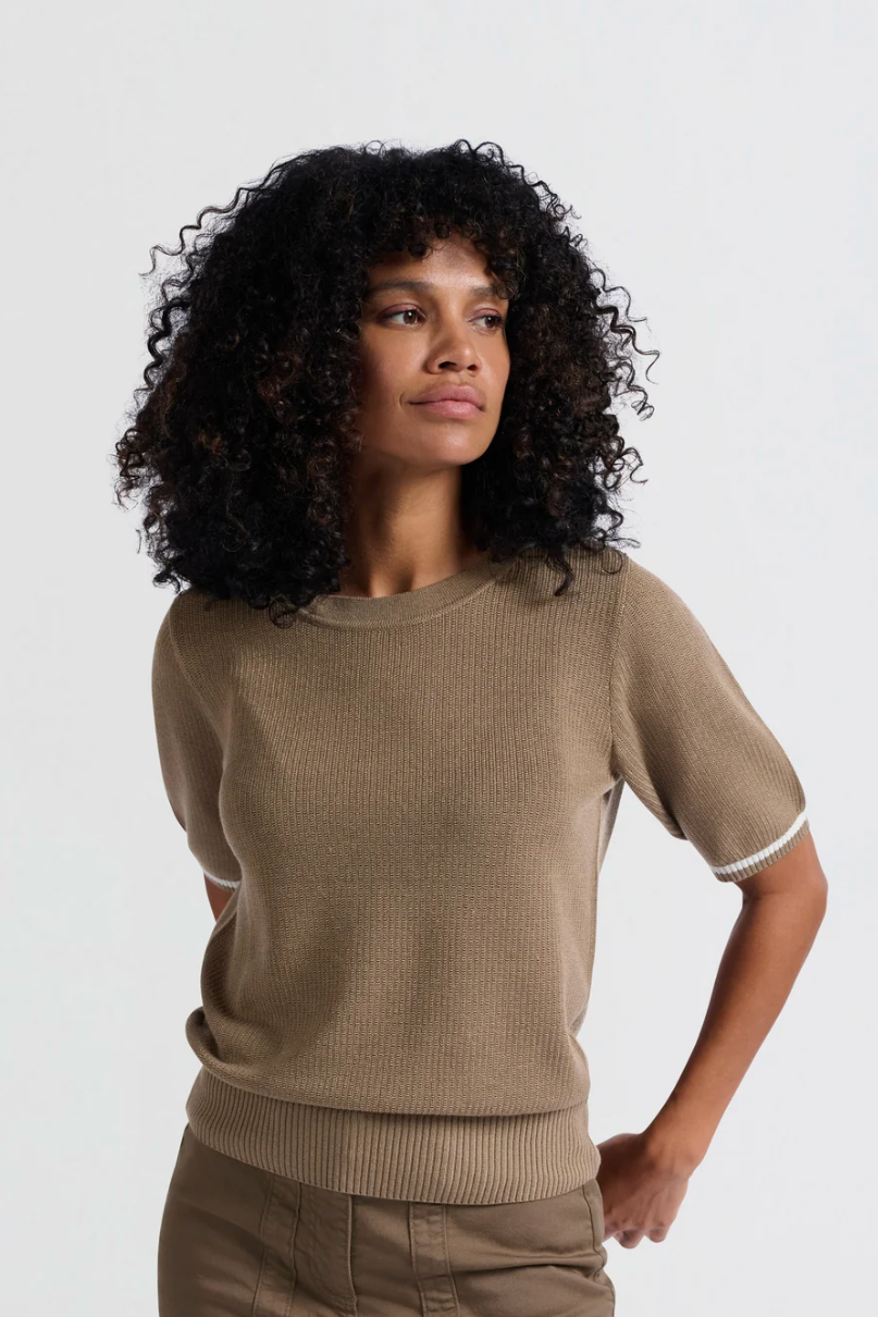 Ribbed Sweater (Yaya)