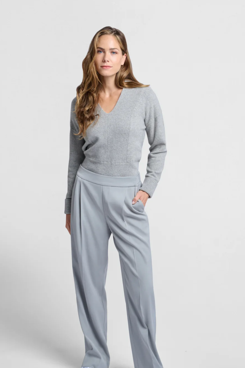 V-neck Ribbed Sweater (Yaya)