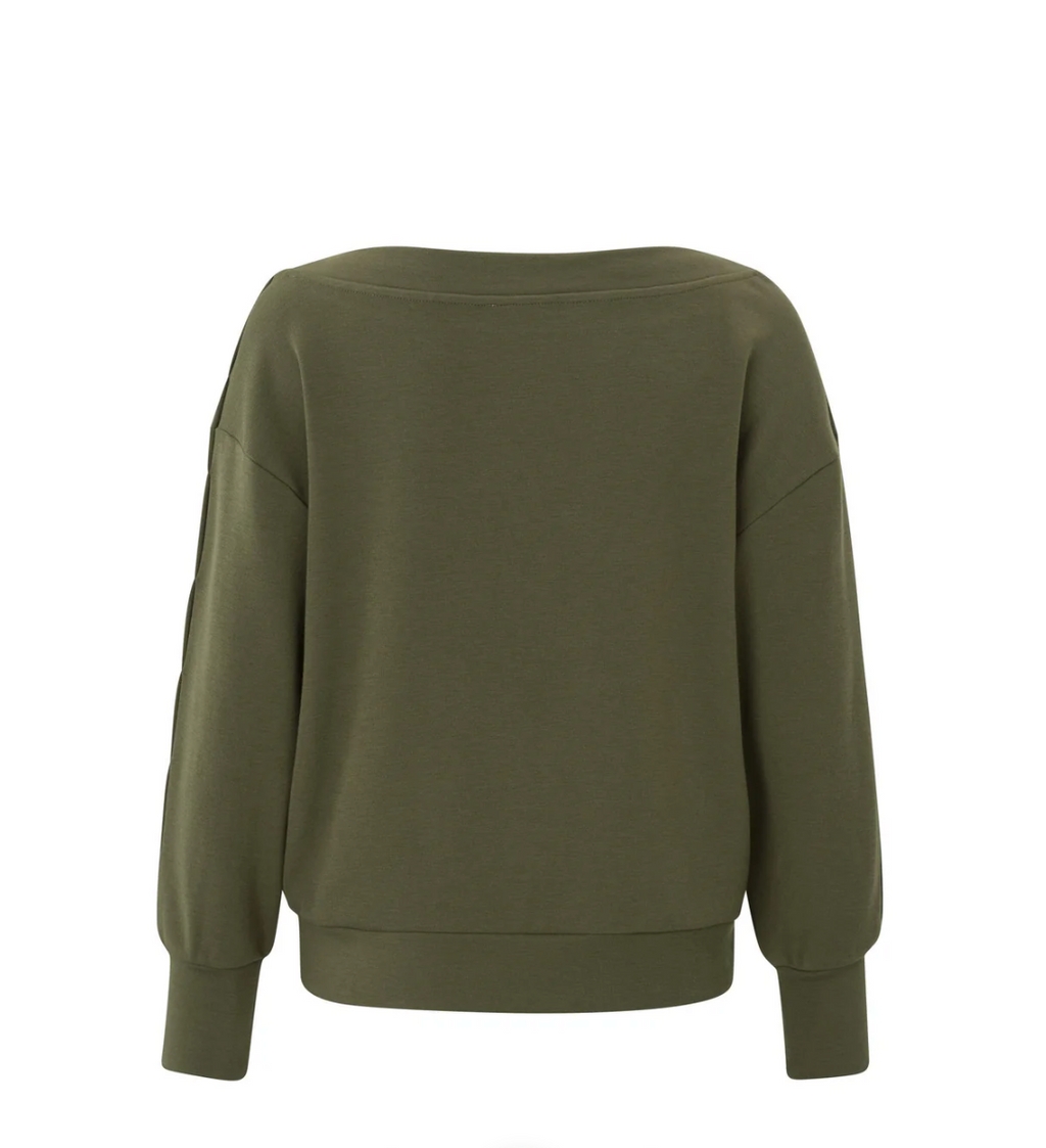 Boatneck Sweatshirt (Yaya)