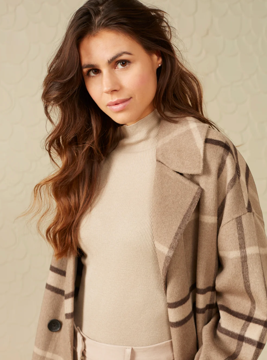 Long Check Coat (Yaya)