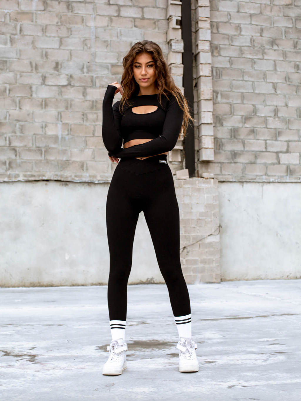 Sienna Luxe Shrug Black (Wildcat)