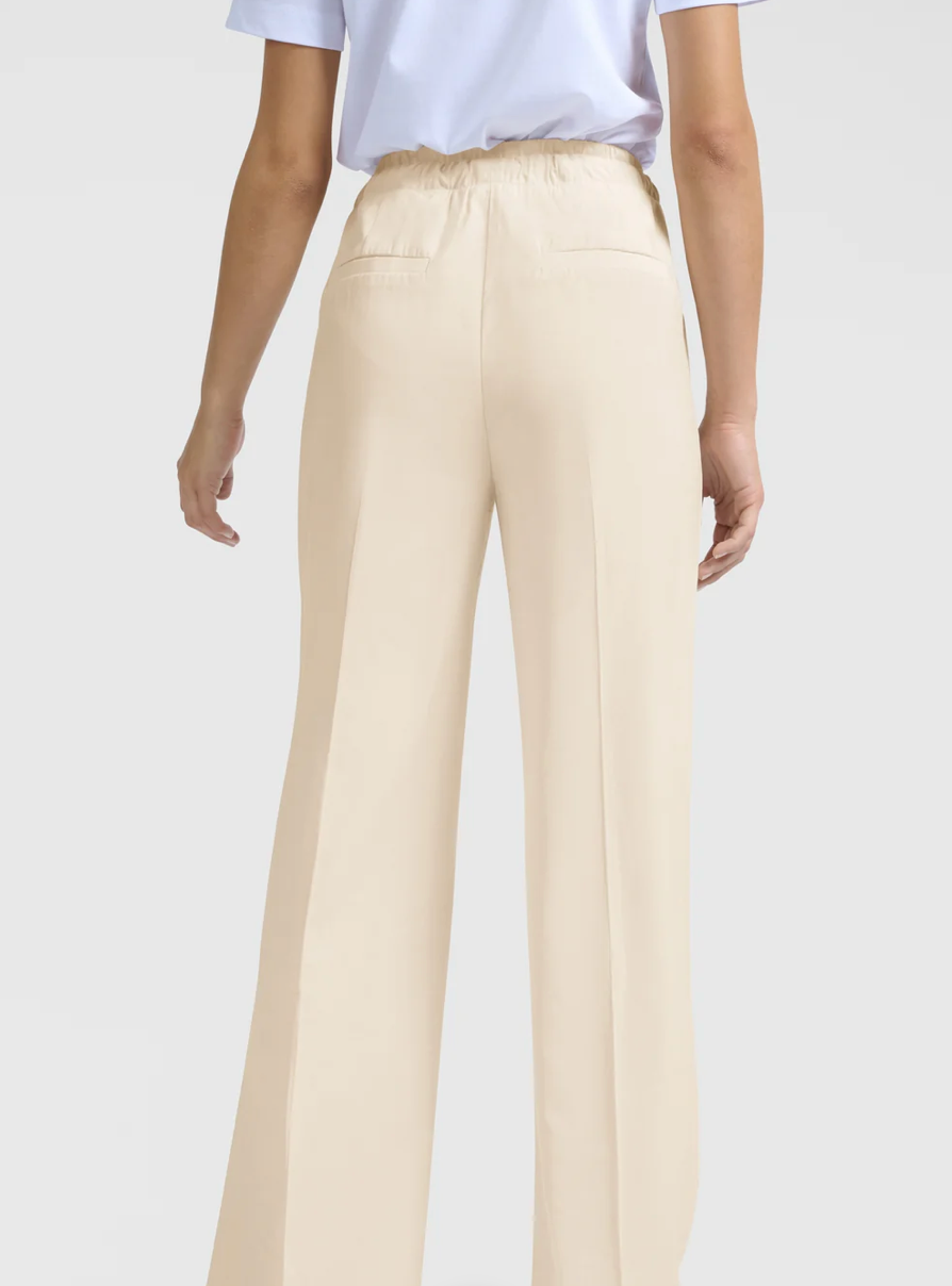 Woven Wide-leg Trousers (Yaya)