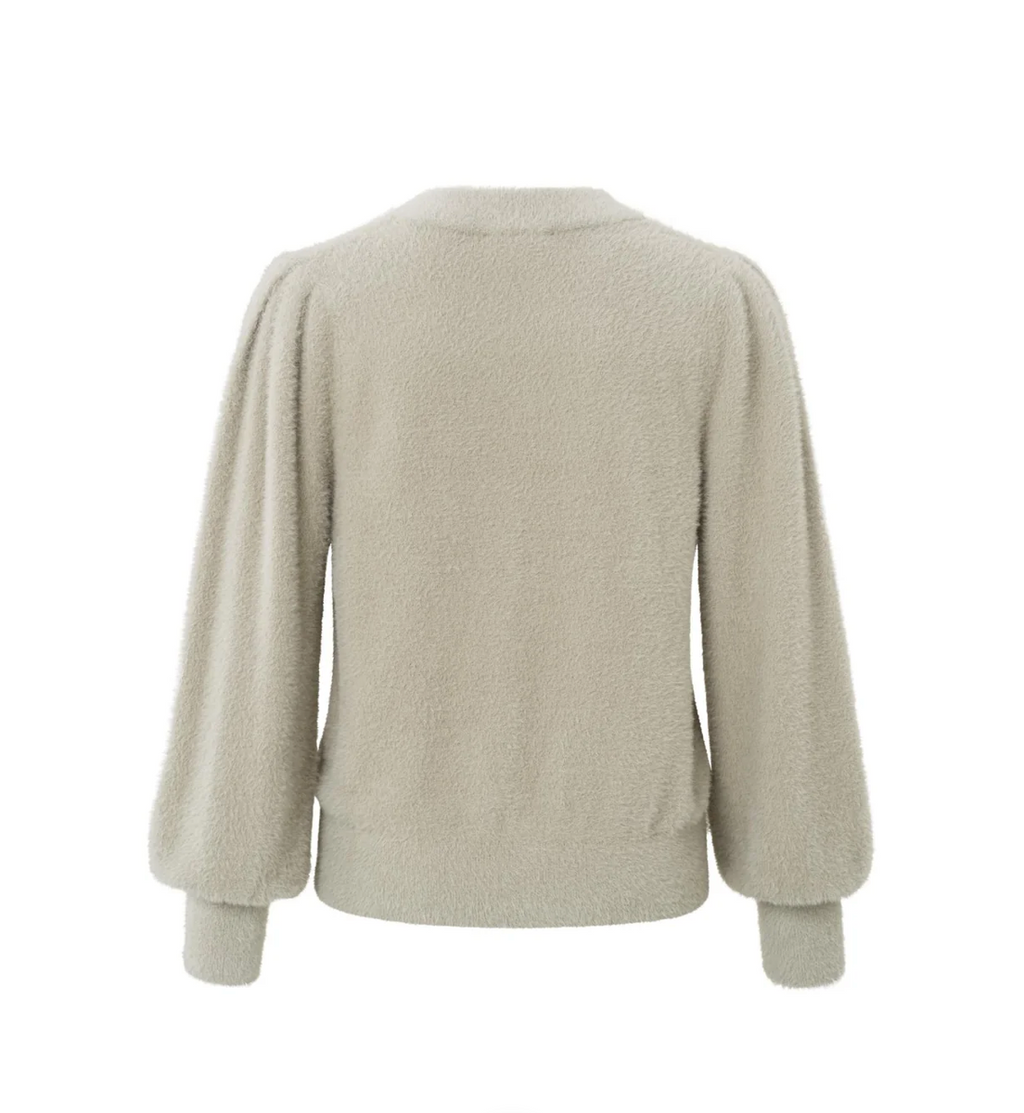 Fluffy Cardigan (Yaya)