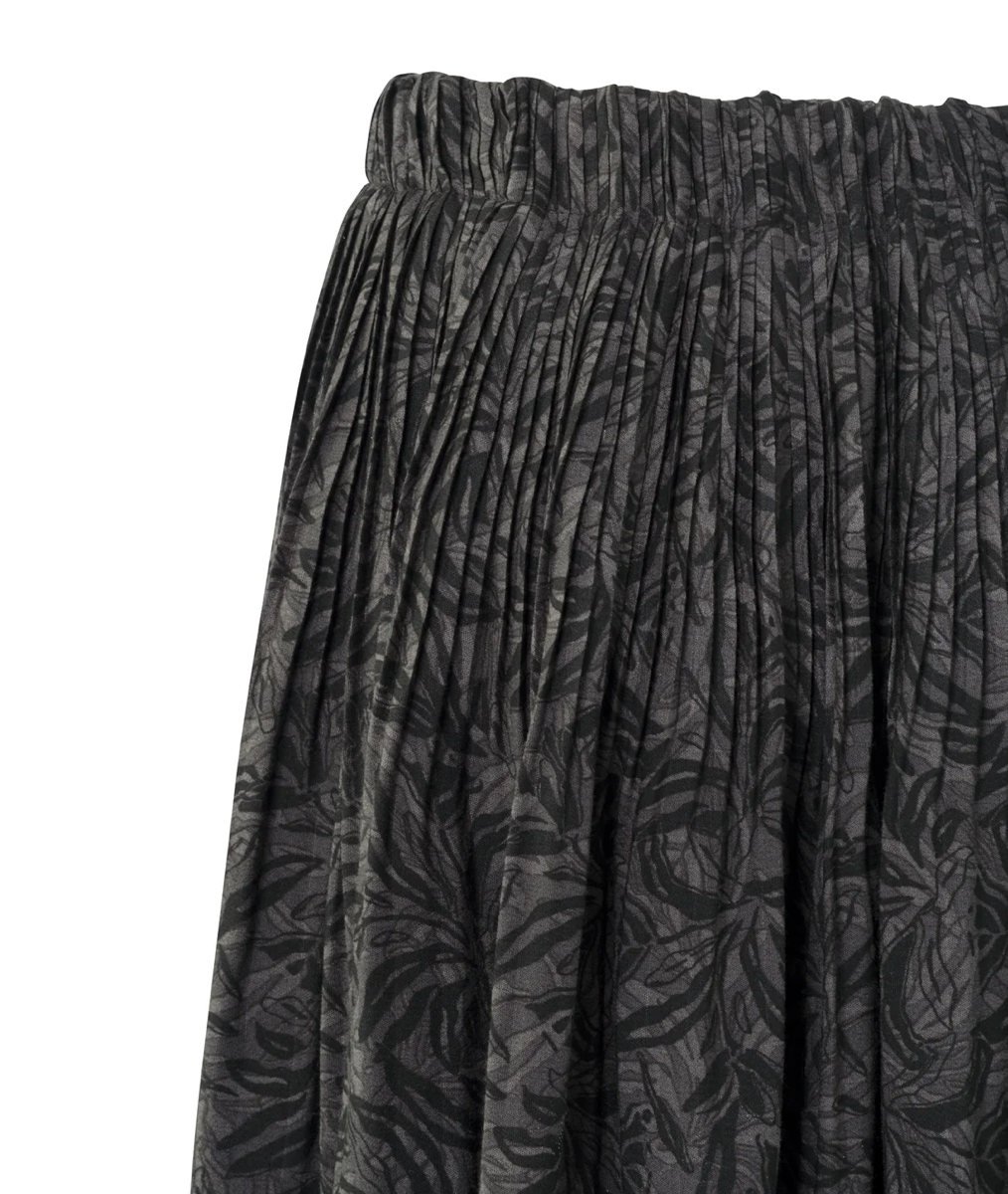 Woven Pleated Skirt (Yaya)