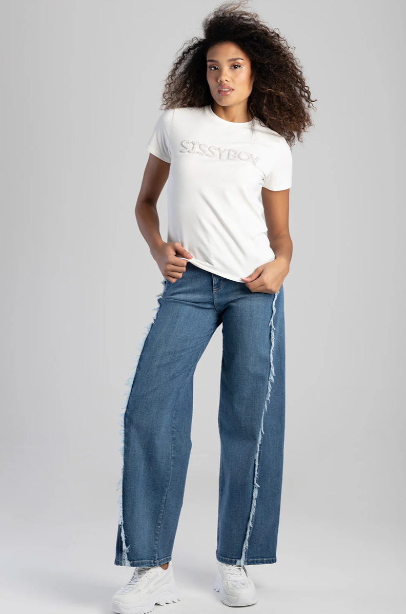 Rumours T-shirt (Sissy Boy)